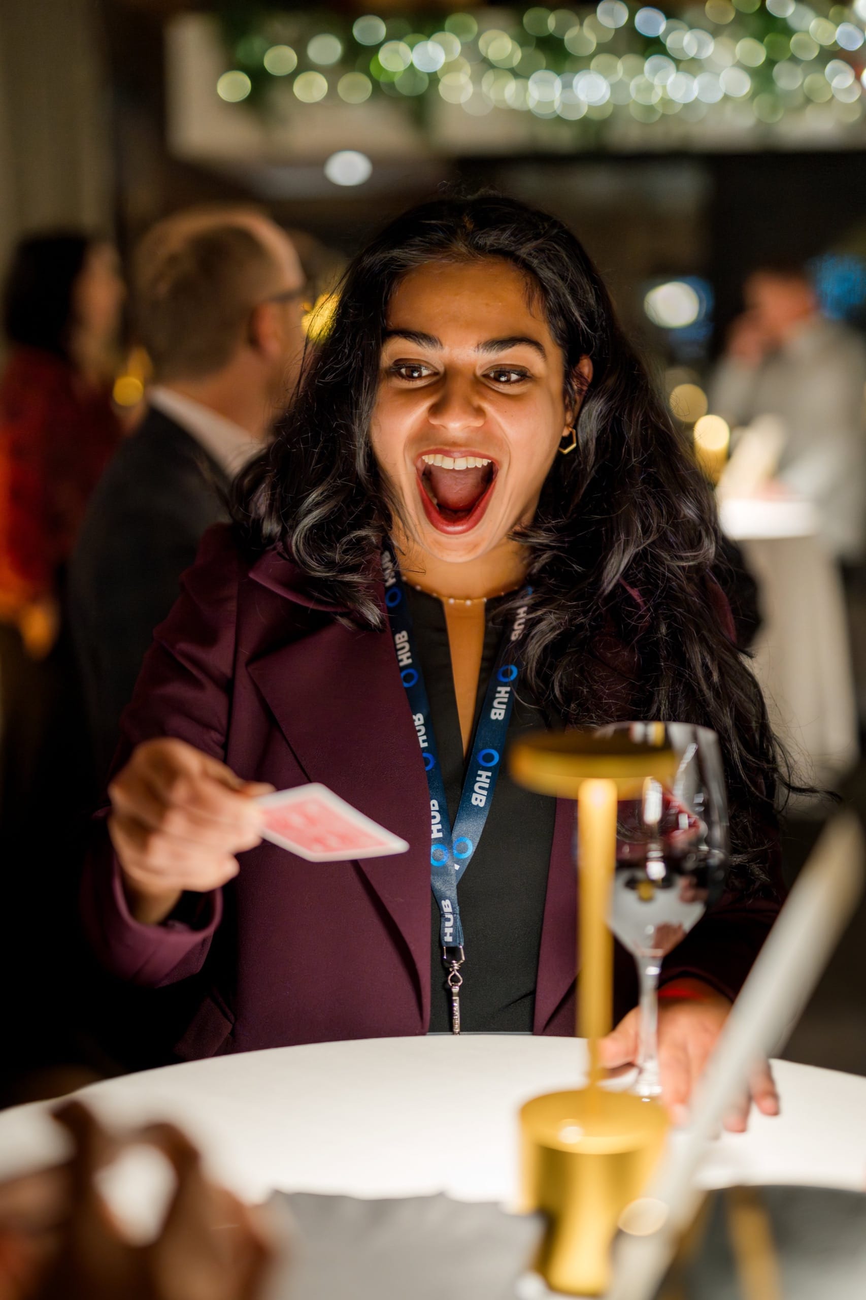 Nov 24th, HUB International - Rileys Vancouver, attendee amazed by Kel